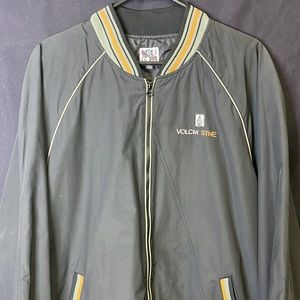 Volcm mens black wind jacket!